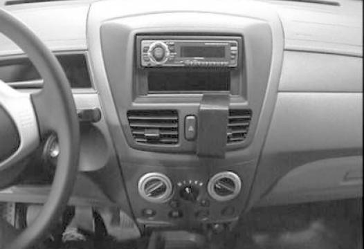 Proclip Suzuki Liana 01- center