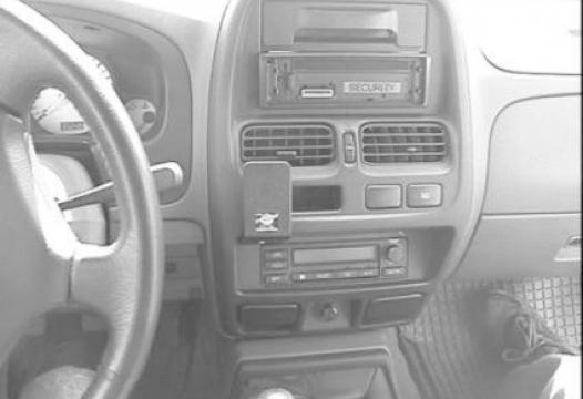 Proclip Nissan King Cab 00- center