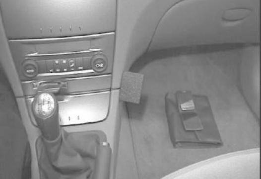 Proclip Renault Laguna 01- angled