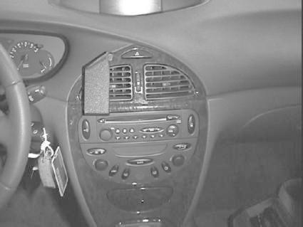 Proclip Citroen C5 01- center mount