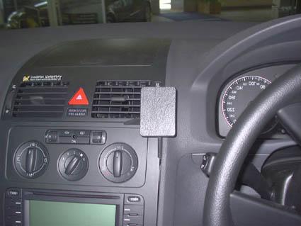 Proclip Volkswagen Touran 03- center RHD
