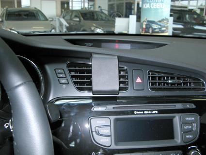 Proclip Kia Cee\'d 2012- Center mount