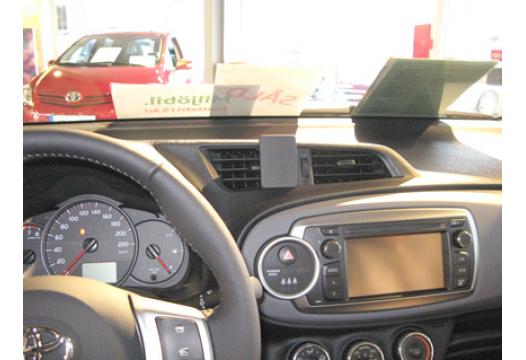 Proclip Toyota Yaris 12 - Center mount