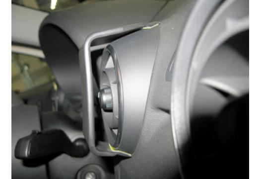 Proclip Audi A1 11- Center mount