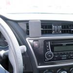 Brodit Proclip Toyota Auris 13- center mount