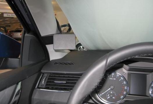 Proclip Skoda Octavia III 13- Left mount