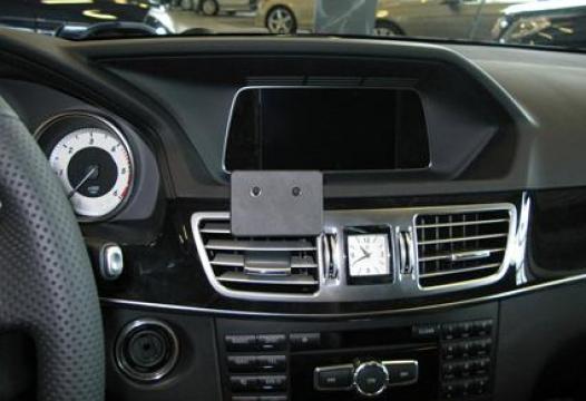 Proclip Mercedes E-class 14- center mount