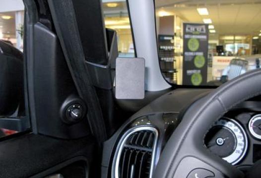 Proclip Fiat 500 L 13- Left mount