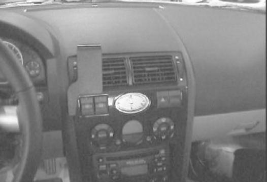 Proclip Ford Mondeo 01- center